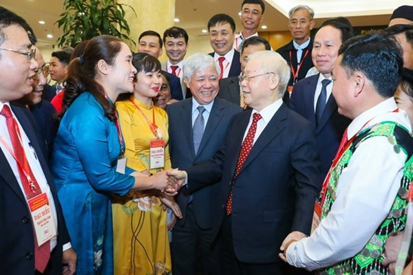 Tổng Bí thư Nguyễn Phú Trọng gặp mặt đội ngũ cán bộ Mặt trận cơ sở tiêu biểu - Anh 5