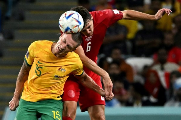 Australia là đội tuyển đầu tiên của châu Á vào vòng 1/8 World Cup 2022 - Anh 1