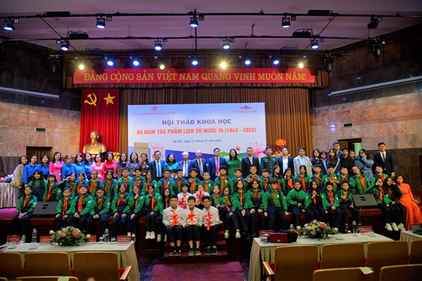 Hội thảo khoa học 80 năm tác phẩm “Lịch sử nước ta”: Những quan điểm tư tưởng vẫn vẹn nguyên giá trị - Anh 8