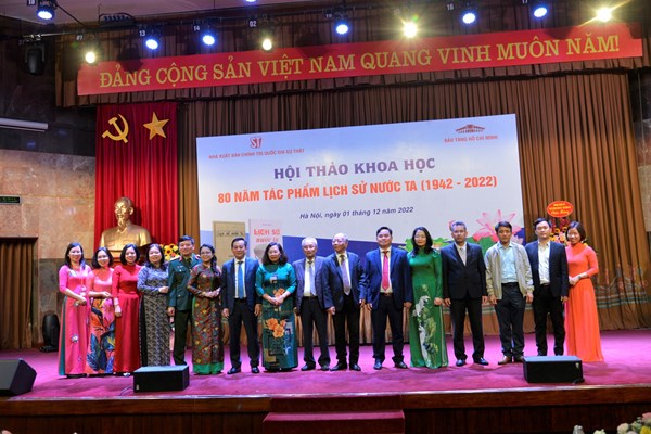 Hội thảo khoa học 80 năm tác phẩm “Lịch sử nước ta”: Những quan điểm tư tưởng vẫn vẹn nguyên giá trị - Anh 7