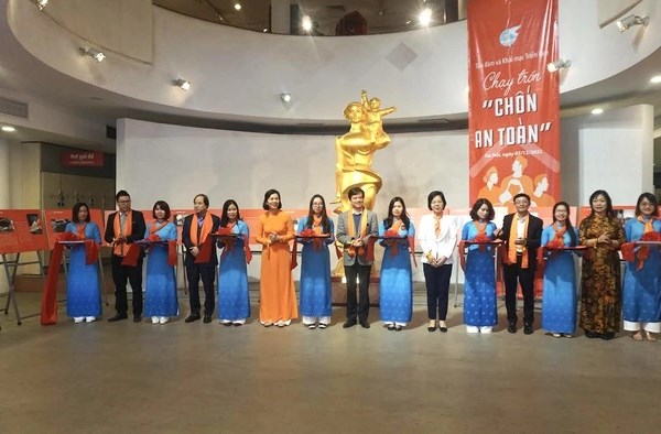 Ngăn chặn bạo lực gia đình để không còn ai “chạy trốn” khỏi nơi bình yên - Anh 3