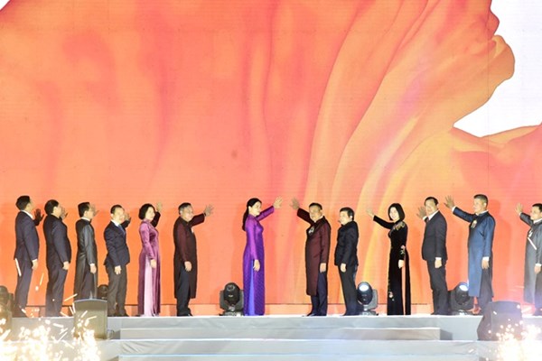 Khai mạc Lễ hội áo dài du lịch Hà Nội 2022 - Anh 1