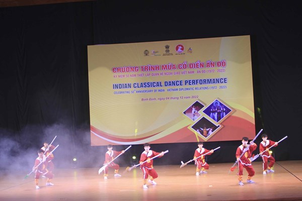 Giao lưu văn hóa nghệ thuật Việt Nam - Ấn Độ - Anh 2