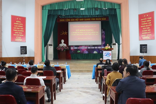 Đảng ủy Bộ VHTTDL khai mạc Lớp Bồi dưỡng lý luận chính trị dành cho đảng viên mới - Anh 4