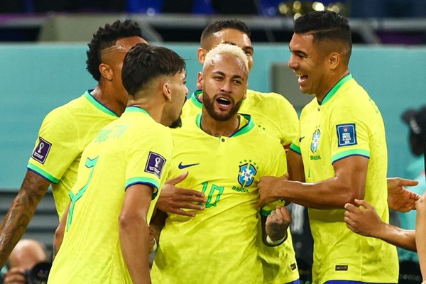 Brazil thể hiện sức mạnh trước Hàn Quốc - Anh 2