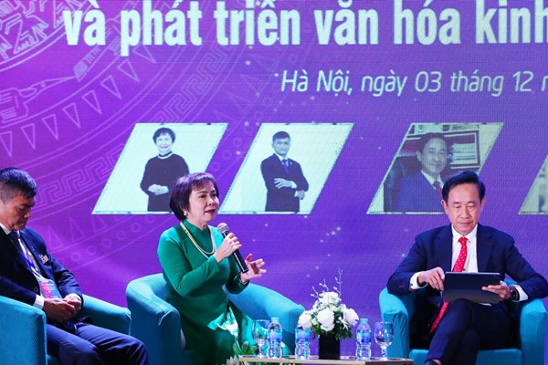 Trao Giải thưởng công nhận “Doanh nghiệp đạt chuẩn Văn hóa kinh doanh” năm 2022: Đề xuất có những chính sách cụ thể về xây dựng, phát triển văn hoá doanh nghiệp - Anh 4
