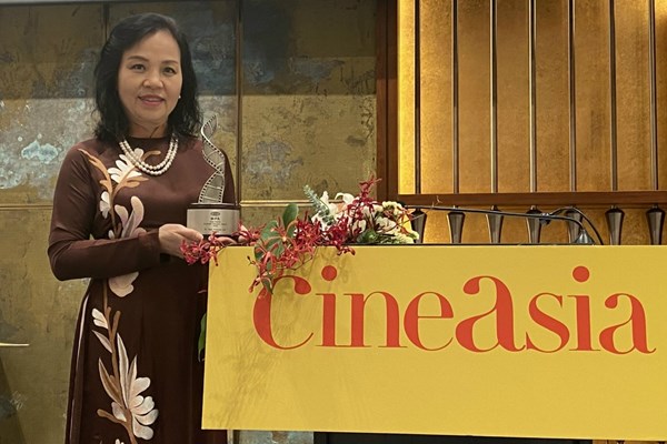 TS Ngô Phương Lan nhận Giải thưởng về tác quyền khu vực châu Á- Thái Bình Dương - Anh 1