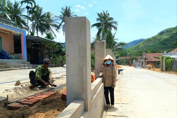 Cả làng người Bana hiến đất làm đường du lịch cộng đồng - Anh 2