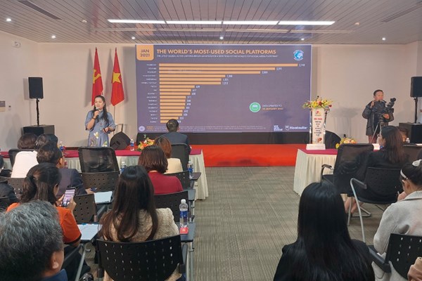 Đà Nẵng: Thúc đẩy ứng dụng công nghệ thông tin, chuyển đổi số trong kinh doanh, du lịch - Anh 2