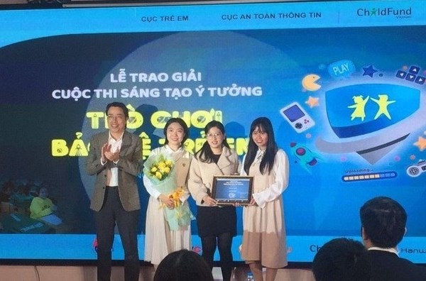“Thủ lĩnh tương lai” đoạt giải nhất cuộc thi sáng tạo ý tưởng trò chơi bảo vệ trẻ em - Anh 1