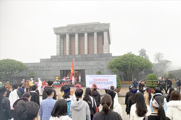 Lễ Tuyên dương HSSV, thanh niên DTTS xuất sắc, tiêu biểu:  Cùng “vượt khó vươn lên” - Anh 2