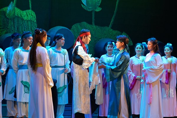 Kỷ niệm 70 năm thành lập Nhà hát Kịch Việt Nam​​​​​​​: Cháy hết mình để khẳng định vị thế nhà hát quốc gia - Anh 3