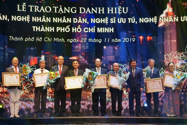 Thực hiện hỗ trợ cho nghệ nhân có hoàn cảnh khó khăn: Khó như tìm đường lên trời - Anh 2