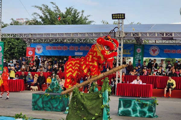 Sôi nổi môn Lân – Sư – Rồng - Anh 1