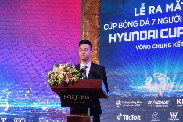 8 đội bóng xuất sắc nhất tranh tài ở chung kết Cúp bóng đá 7 người quốc gia Hyundai Cup 2022 - Anh 1