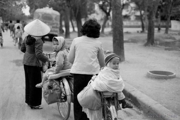 Máu và hoa- Hà Nội 12 ngày đêm - Anh 5
