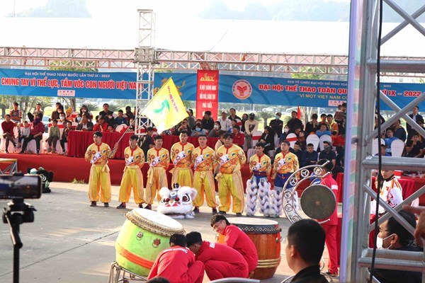 TP.HCM nhất toàn đoàn môn Lân sư rồng - Anh 1