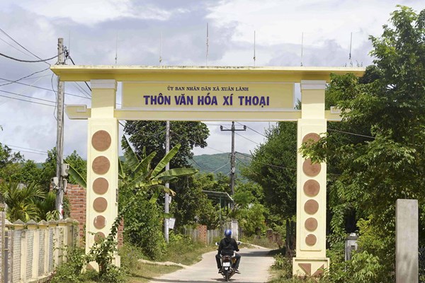 Xí Thoại: Làng văn hóa mãi xanh – sạch – đẹp - Anh 2