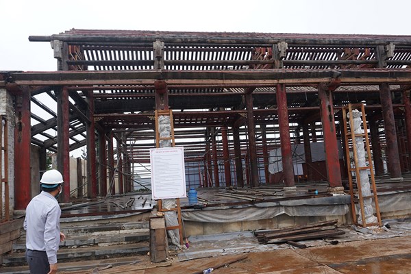 Chính sách và nguồn lực cho bảo tồn và phát huy giá trị văn hóa Huế - Anh 3