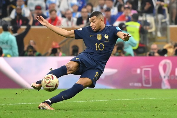 Thắng kịch tính Pháp, Argentina vô địch World Cup 2022 - Anh 3