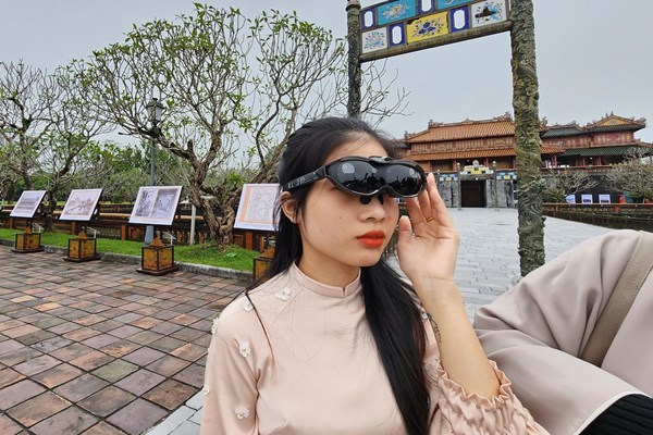 Đưa hệ thống vé điện tử tham quan di sản Huế vào hoạt động - Anh 3