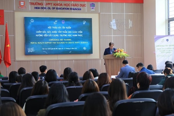Xây dựng trường học hạnh phúc - Anh 1