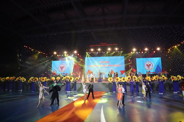 Bế mạc Đại hội Thể thao toàn quốc lần thứ IX năm 2022: Vươn tới vinh quang - Anh 7