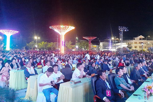 Tuần lễ lướt ván diều quốc tế và các sự kiện văn hóa, du lịch Ninh Thuận 2022 - Anh 3