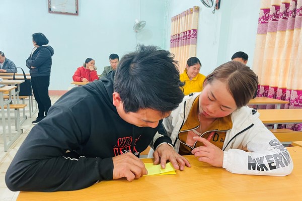 Nâng cao “quyền năng” kinh tế cho phụ nữ DTTS - Anh 1