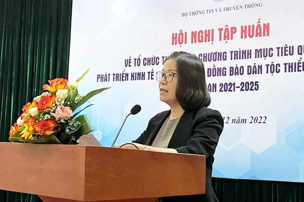Đẩy mạnh thông tin, tuyên truyền chương trình mục tiêu quốc gia phát triển kinh tế - văn hoá, xã hội vùng đồng bào DTTS và miền núi - Anh 2