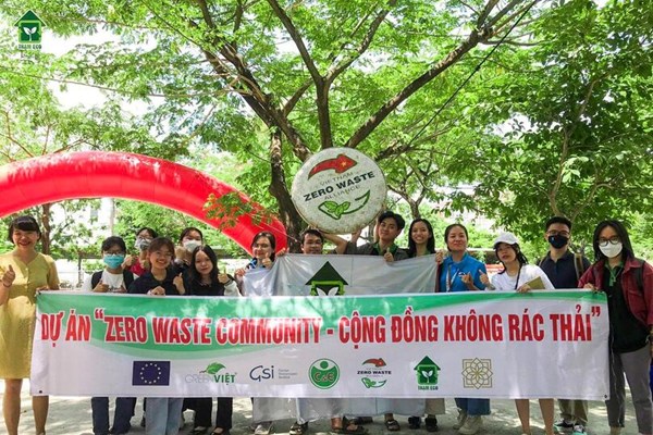 Người trẻ chung tay giữ gìn và bảo vệ môi trường: “Không gian xanh” từ rác thải - Anh 1