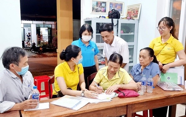 Đảm bảo an sinh xã hội về BHXH, BHYT, BHTN trong dịp Tết - Anh 2
