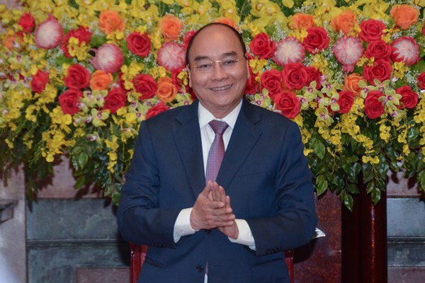 Chủ tịch nước gặp mặt, biểu dương học sinh đoạt giải Olympic và KHKT quốc tế năm 2022 - Anh 2