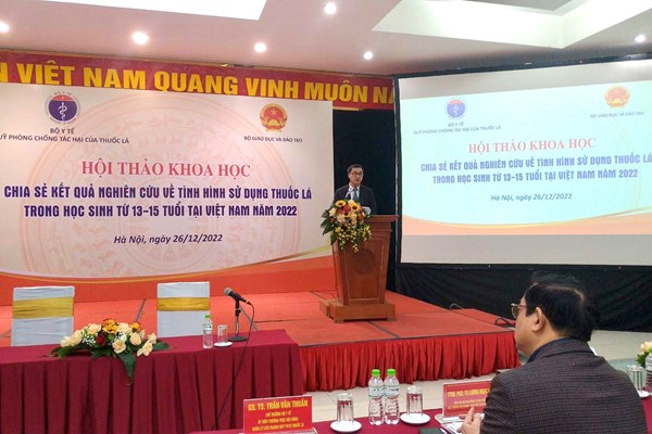 Tỉ lệ học sinh 13 – 15 tuổi hút thuốc lá điện tử đang gia tăng đáng kể - Anh 1