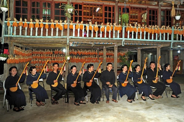 Nông dân chuyển đổi số để làm du lịch - Anh 1