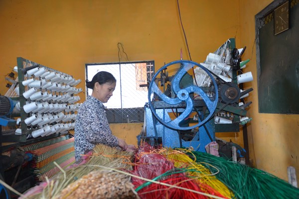 Làng chiếu Nghĩa Hòa nhộn nhịp đón Tết - Anh 3