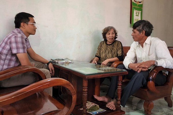 Huyện Đăk Tô (Kon Tum): Nhiều hộ dân tự nguyện hiến đất mở đường để mở rộng không gian đô thị - Anh 1