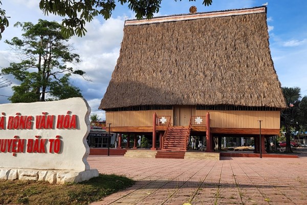 Quyết tâm xây dựng thị trấn Đăk Tô đạt các tiêu chí đô thị loại IV vào năm 2025 - Anh 3