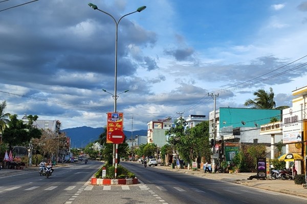 Quyết tâm xây dựng thị trấn Đăk Tô đạt các tiêu chí đô thị loại IV vào năm 2025 - Anh 5