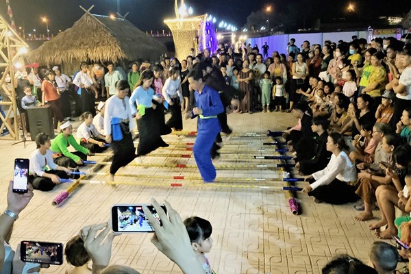 Mở không gian văn hóa đồng bào vùng cao Bắc Trà My đón năm mới 2023 - Anh 3
