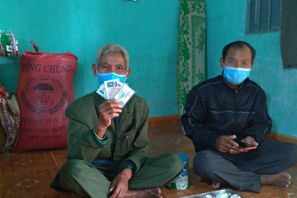 Tăng ngân sách địa phương mua thẻ BHYT cho bệnh nhân lao - Anh 1