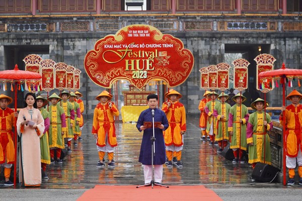 Công bố Festival Huế 2023 và tái hiện Lễ Ban sóc triều Nguyễn - Anh 1