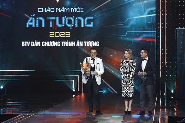 "Thương ngày nắng về" trở thành phim truyền hình ấn tượng tại VTV Awards 2022 - ảnh 5