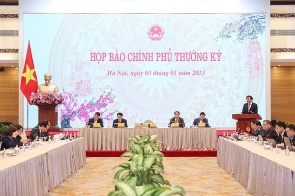 Thứ trưởng Trịnh Thị Thuỷ: Tuyên truyền để mọi người dân nhận thức được giá trị văn hóa của việc tặng quà Tết - Anh 1