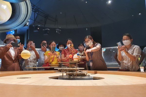Trung tâm Khám phá khoa học và Đổi mới sáng tạo (Bình Định): Tạm thời thu giá các dịch vụ trải nghiệm - Anh 1