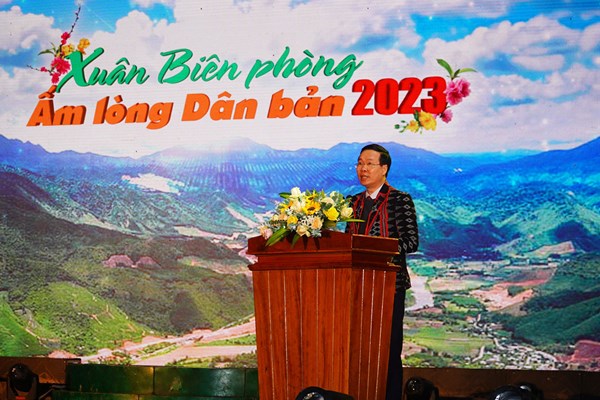 Thường trực Ban Bí thư Võ Văn Thưởng dự chương trình “Xuân Biên phòng- Ấm lòng dân bản” - Anh 1
