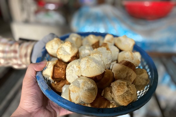 Rộn ràng không khí Tết ở làng bánh truyền thống - Anh 6