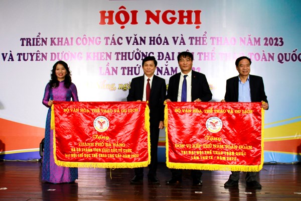 Đà Nẵng: Tăng cường các hoạt động biểu diễn nghệ thuật, nâng cao đời sống văn hóa cho người dân - Anh 1