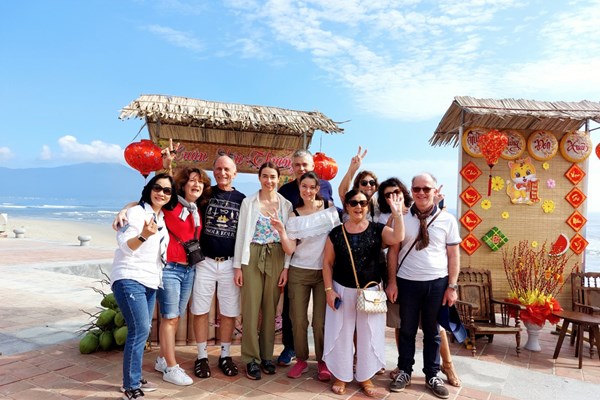 Phong phú các hoạt động trải nghiệm du lịch bãi biển trong dịp Tết Nguyên Đán - Anh 1