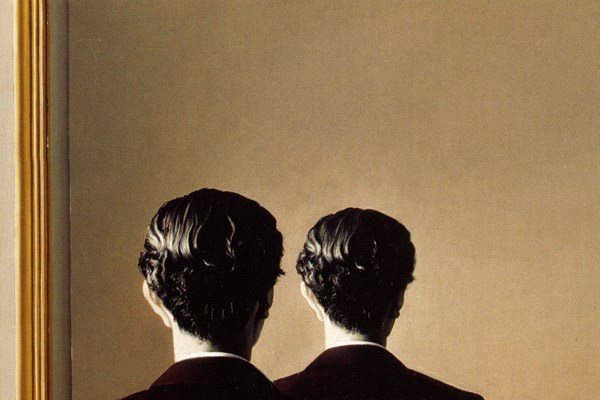 VCCA tổ chức triển lãm số các tác phẩm kinh điển của Rene Magritte và Frida Kahlo - Anh 2